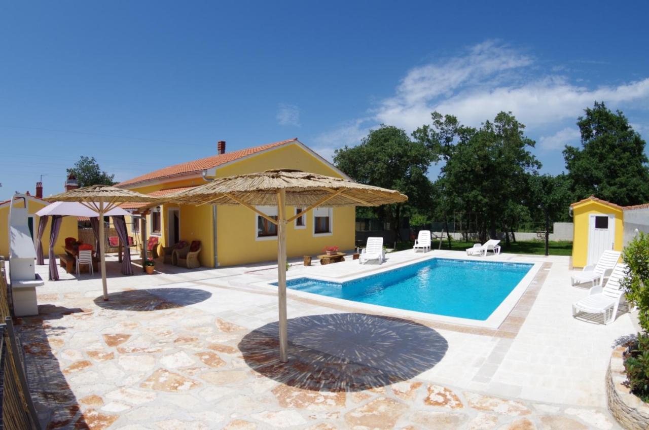 House Oliva, Sveti Kirin Villa สเวตวินเชนัต ภายนอก รูปภาพ