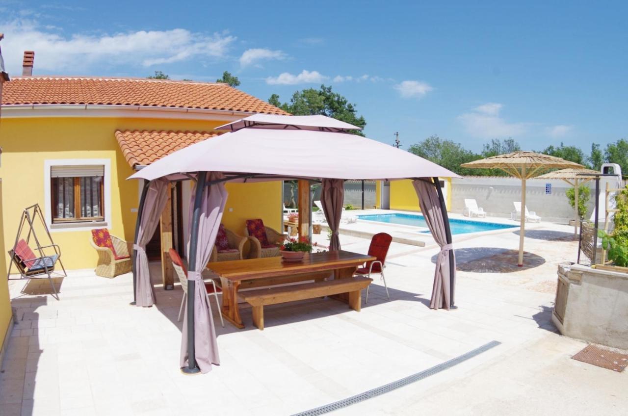 House Oliva, Sveti Kirin Villa สเวตวินเชนัต ภายนอก รูปภาพ