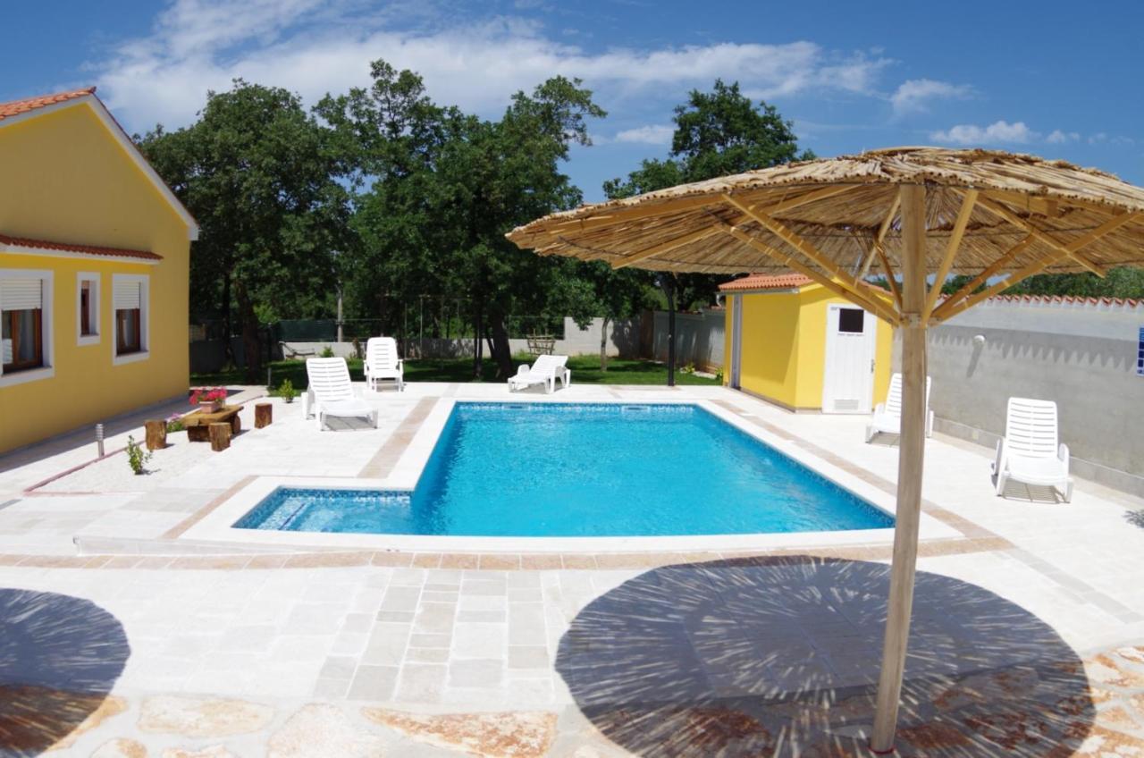 House Oliva, Sveti Kirin Villa สเวตวินเชนัต ภายนอก รูปภาพ